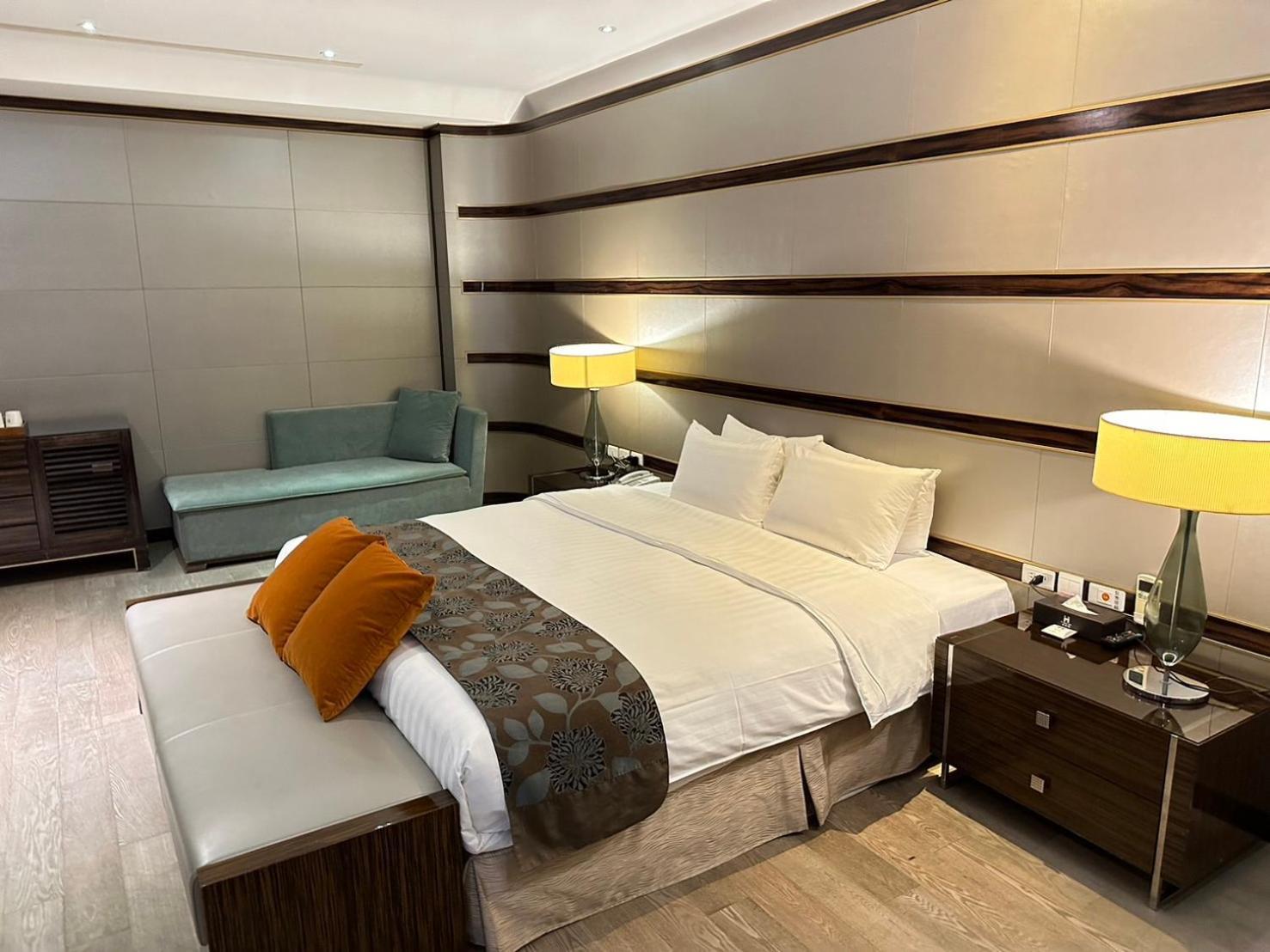H Villa Inn Ταϊνάν Εξωτερικό φωτογραφία